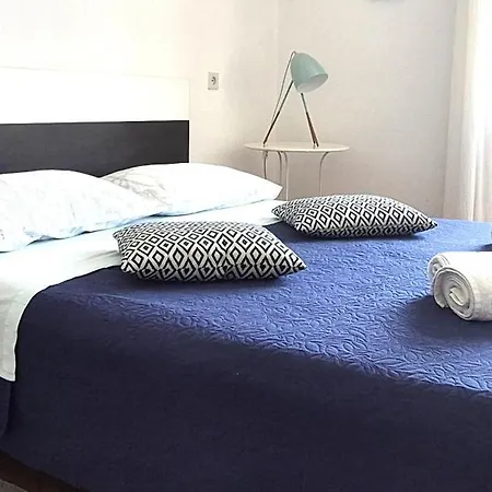 Apartment Center Alenka *