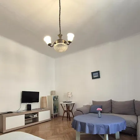 Apartment Center Alenka